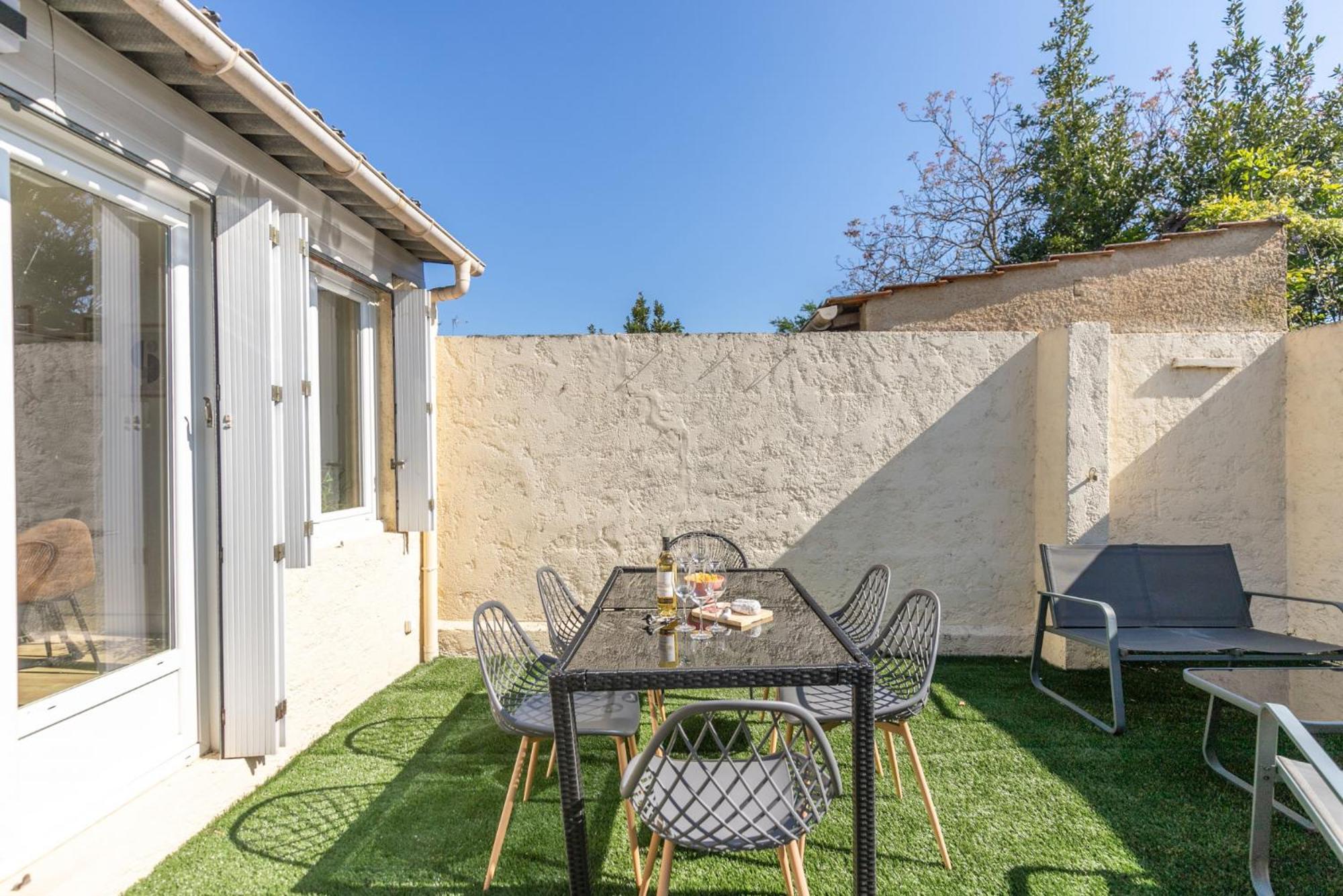 Le Patio - Spacieux T3 Avec Climatisation Et Jardin Privatif Bergerac Dış mekan fotoğraf